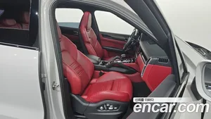Porsche Cayenne, 2021 — миниатюра 16