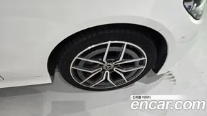 Mercedes-Benz E-Class, 2022 — миниатюра 5