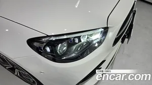 Mercedes-Benz E-Class, 2022 — миниатюра 12