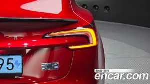 Tesla Model 3, 2024 — миниатюра 9