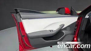 Tesla Model 3, 2024 — миниатюра 14