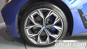 BMW i4, 2022 — миниатюра 5