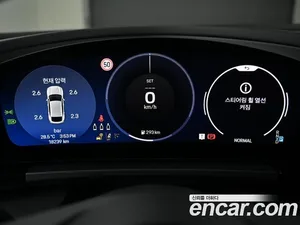Porsche Macan, 2025 — миниатюра 8