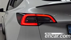 Tesla Model Y, 2021 — миниатюра 8