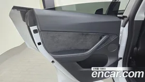Tesla Model Y, 2021 — миниатюра 14