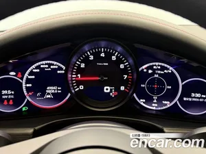 Porsche Panamera, 2023 — миниатюра 13