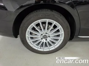 Mercedes-Benz E-Class, 2023 — миниатюра 5
