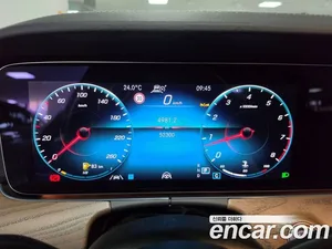 Mercedes-Benz E-Class, 2023 — миниатюра 8