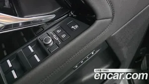 Land Rover Range Rover Evoque, 2022 — миниатюра 17