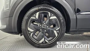 Kia Niro, 2022 — миниатюра 5