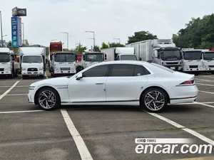 Genesis G90, 2023 — миниатюра 8