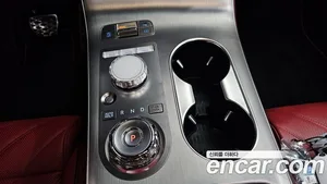 Genesis GV70, 2024 — миниатюра 12