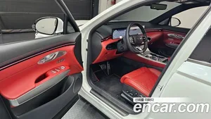Genesis GV70, 2024 — миниатюра 13