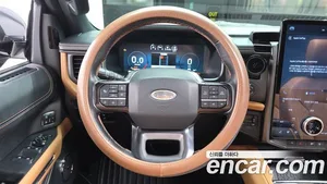 Ford Expedition, 2023 — миниатюра 19