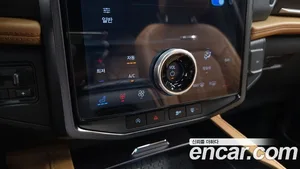 Ford Expedition, 2023 — миниатюра 22