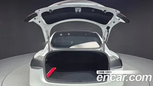 Tesla Model 3, 2024 — миниатюра 26