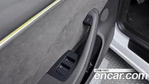 Tesla Model 3, 2024 — миниатюра 29