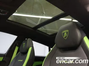Lamborghini Urus, 2024 — миниатюра 9