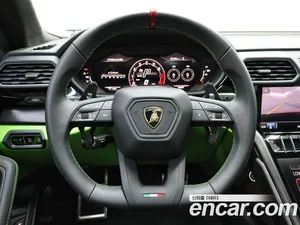 Lamborghini Urus, 2024 — миниатюра 10