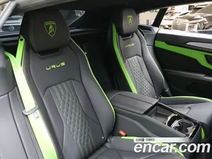 Lamborghini Urus, 2024 — миниатюра 18