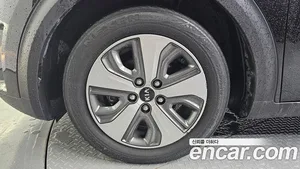 Kia Niro, 2019 — миниатюра 5