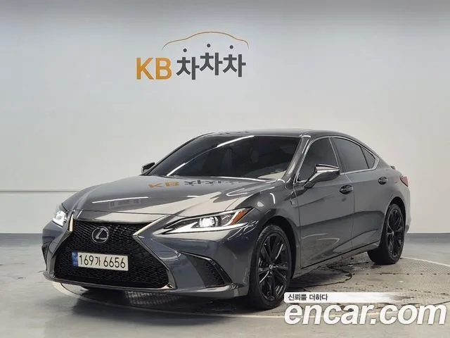Lexus ES, 2024 — фото автомобиля из Кореи