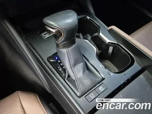 Lexus ES, 2024 — миниатюра 8
