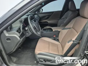 Lexus ES, 2024 — миниатюра 11