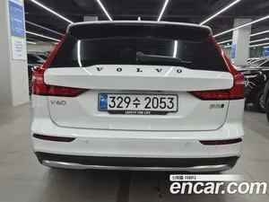 Volvo V60, 2023 — миниатюра 2