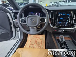 Volvo V60, 2023 — миниатюра 7