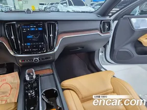 Volvo V60, 2023 — миниатюра 8