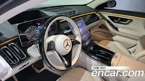 Mercedes-Benz S-Class, 2025 — миниатюра 15