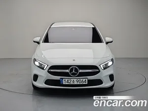 Mercedes-Benz A-Class, 2022 — миниатюра 3