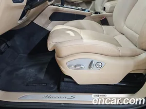 Porsche Macan, 2022 — миниатюра 7