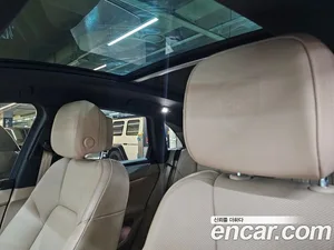 Porsche Macan, 2022 — миниатюра 9