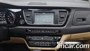 Kia Carnival, 2017 — миниатюра 20