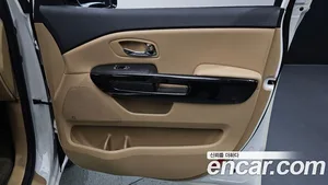 Kia Carnival, 2017 — миниатюра 15