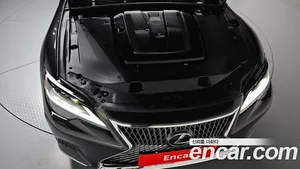 Lexus LS, 2022 — миниатюра 5