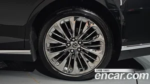 Lexus LS, 2022 — миниатюра 6