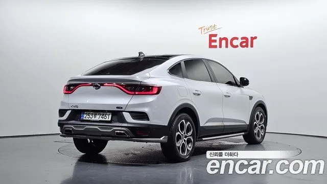 Renault XM3, 2021 — фото автомобиля из Кореи