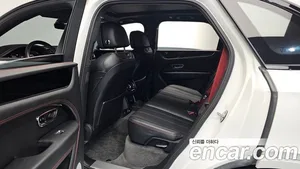Bentley Bentayga, 2024 — миниатюра 17