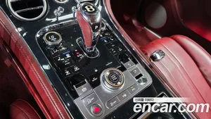 Bentley Continental, 2019 — миниатюра 12