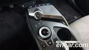 Kia EV6, 2022 — миниатюра 9