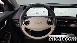 Kia EV6, 2022 — миниатюра 13