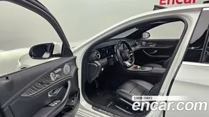 Mercedes-Benz E-Class, 2021 — миниатюра 13
