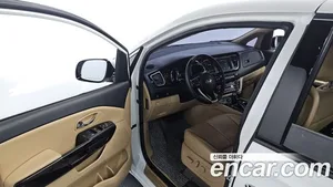 Kia Carnival, 2018 — миниатюра 25