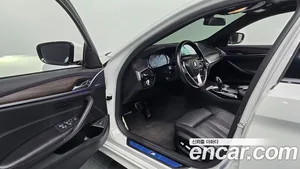 BMW 5-Series, 2017 — миниатюра 12
