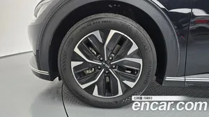 Kia EV6, 2022 — миниатюра 5