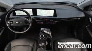 Kia EV6, 2022 — миниатюра 10