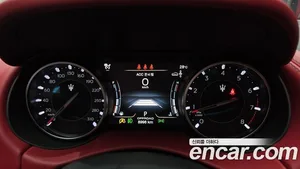 Maserati Levante, 2022 — миниатюра 8